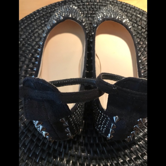 NEW Studded SCENE SZ8.5 Ankle Strap Shoe - Picture 4 of 9